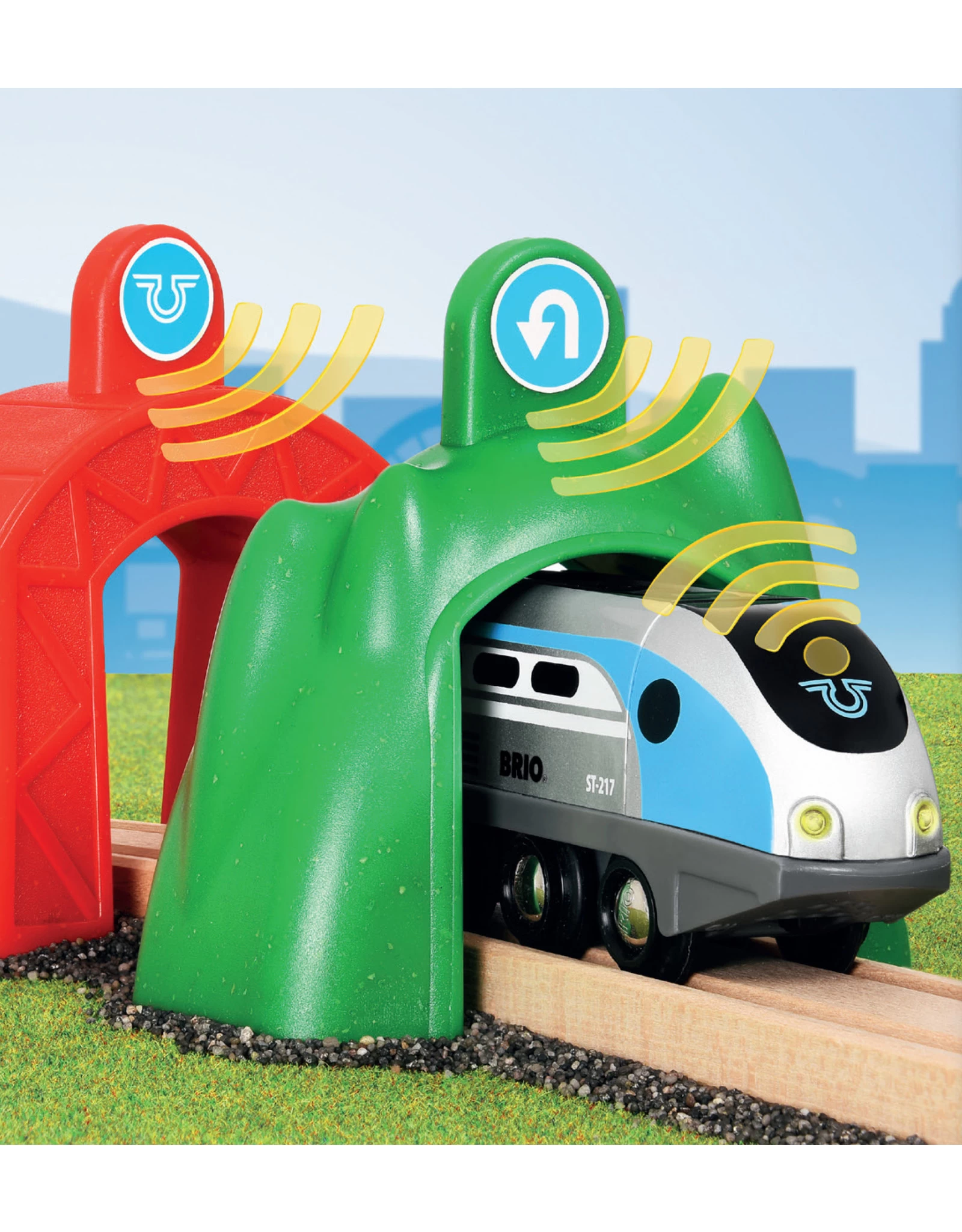 Brio World 33834 Smart Tech Trein Met Actietunnels - Smart Engine With Action Tunnels